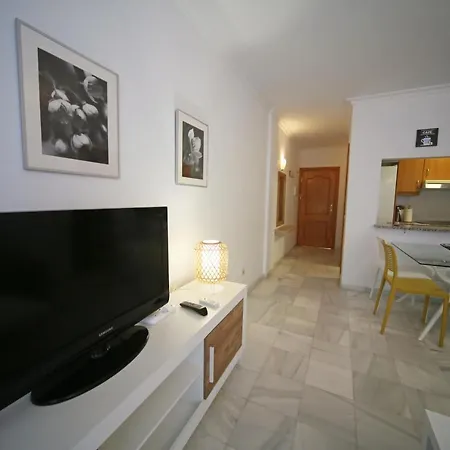 Apartment Yucas Pool & *